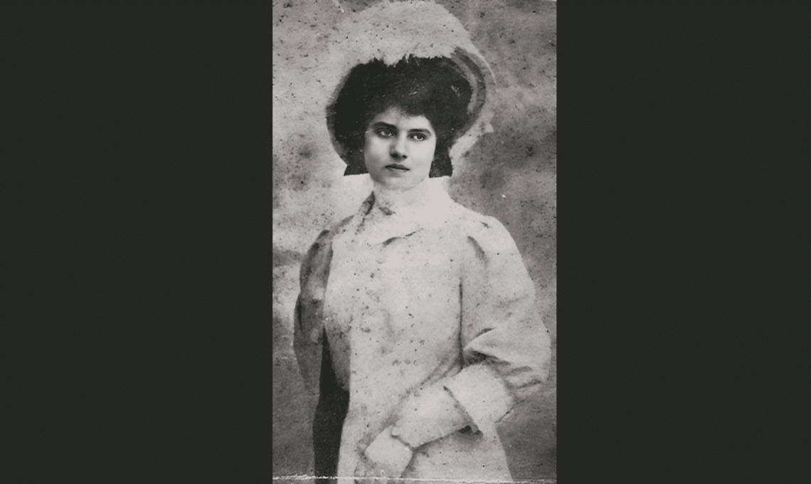 May Ziadeh early twenties